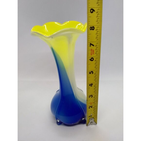 Art glass vase tulip floral style yellow blue swirl Bud Vase 8" - Picture 5 of 12